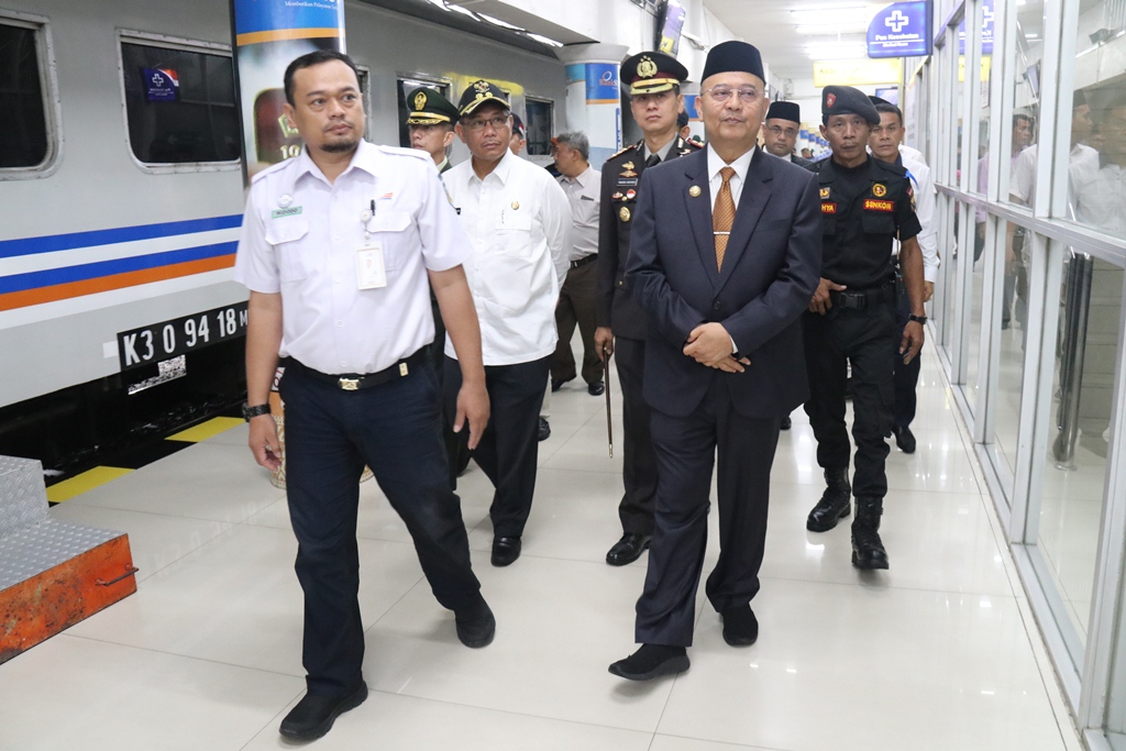 Wali Kota Tinjau Stasiun Kereta Api &  4 Titik Pospam  Ketupat Toba 2019